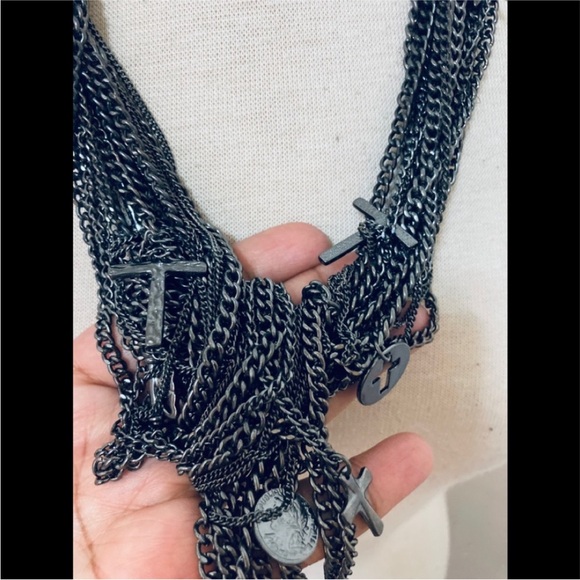 Layered necklace - Picture 4 of 4